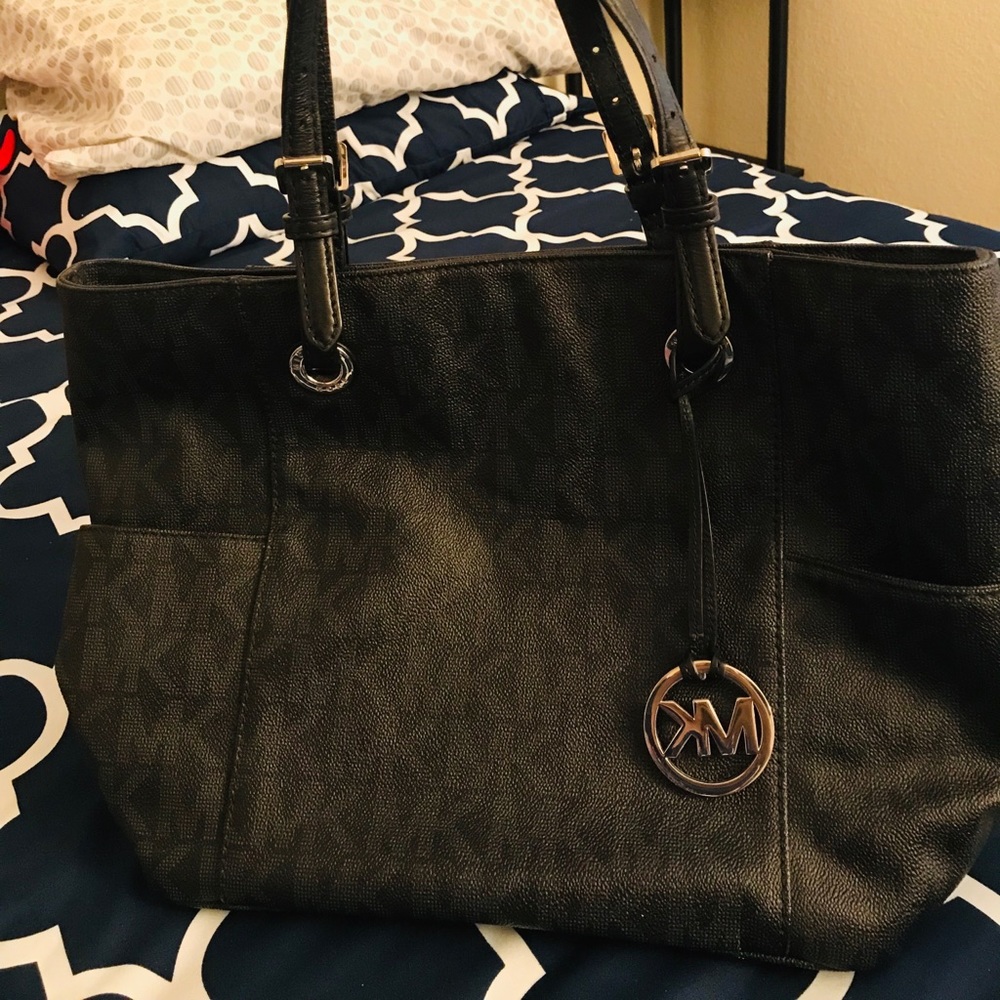 Michael Kors Jet Set tote